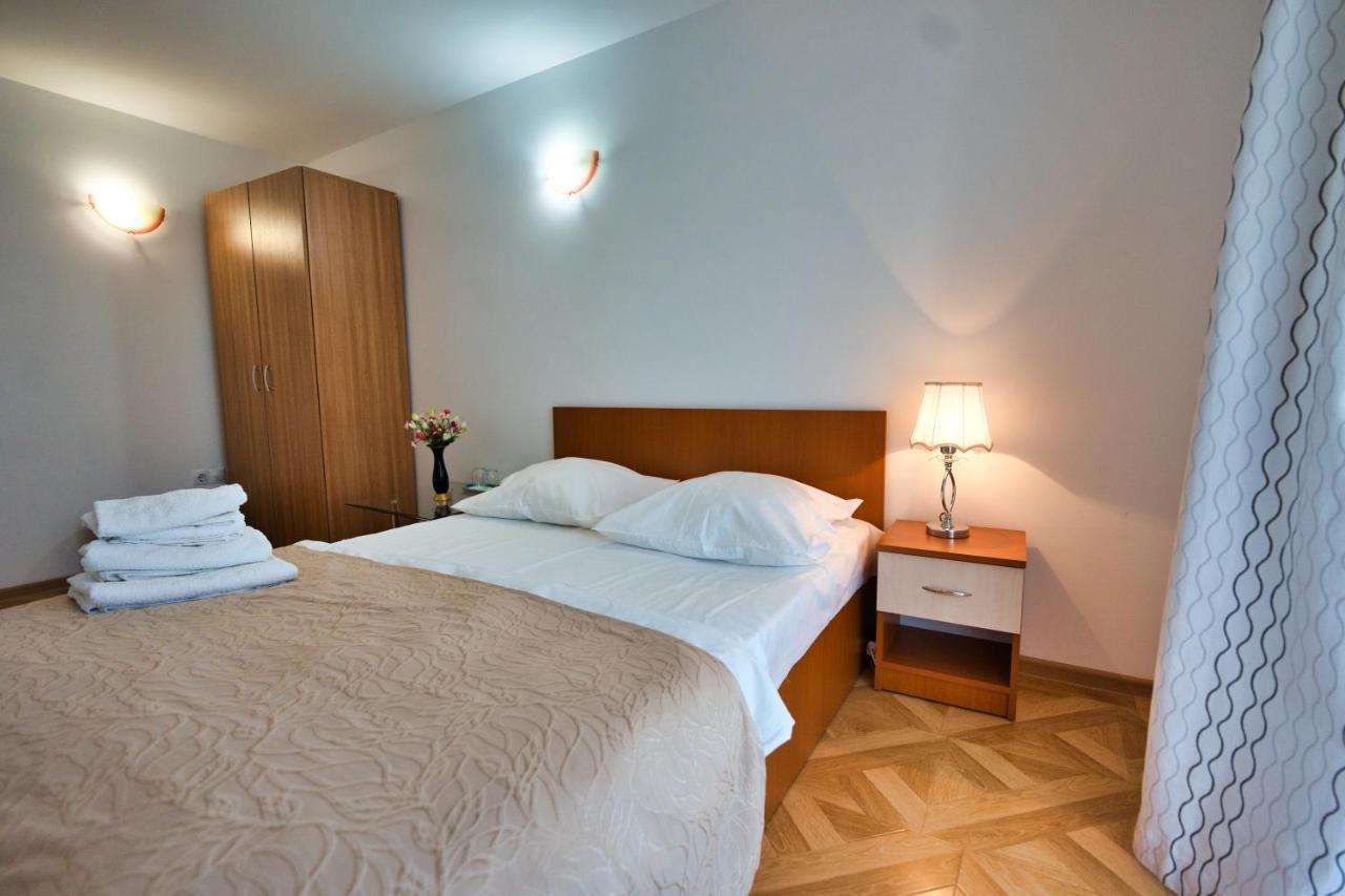 Vila Victoria Râmnicu Vâlcea Εξωτερικό φωτογραφία
